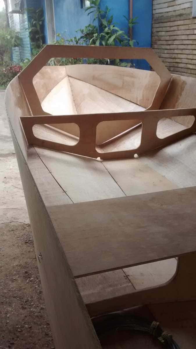 Boat building - in plywood