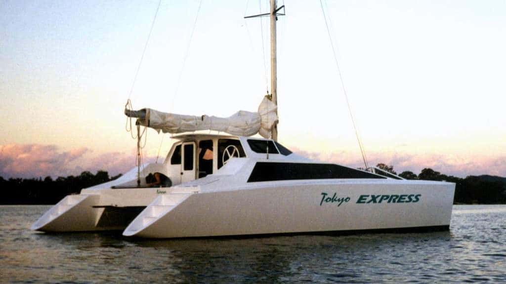 Catamaran vs Monohull