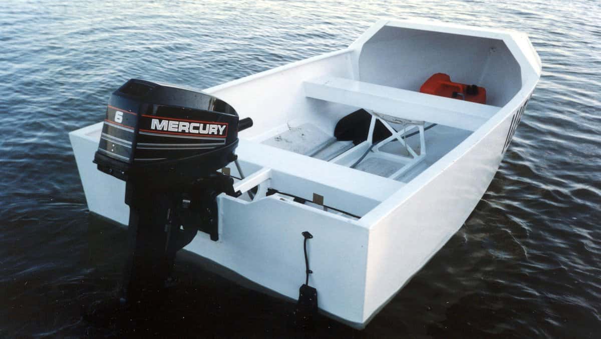 Tewantin high-speed runabout